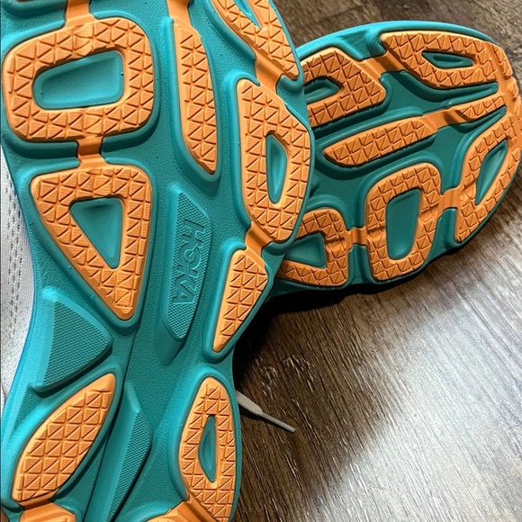 New (11) Men's Hoka One Bondi 8 - Picture 13 of 16